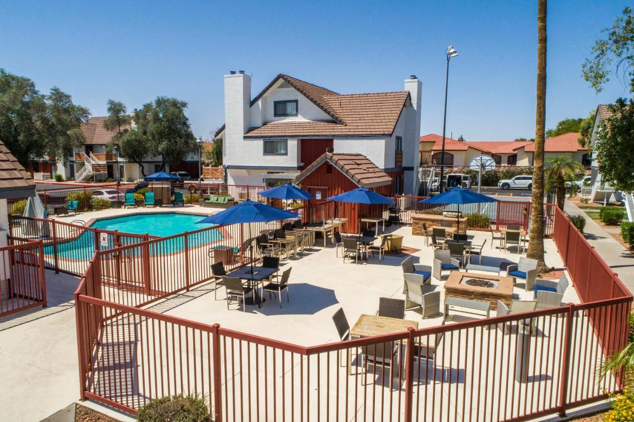 Metro Phx Upstairs 2Bd Sleeps 6 Heated Pool Pets Allowed Phoenix Dış mekan fotoğraf